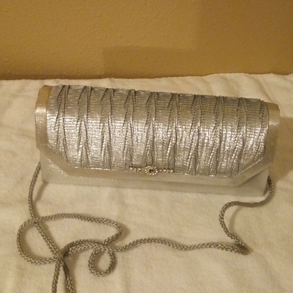 Purse - Picture 4 of 4